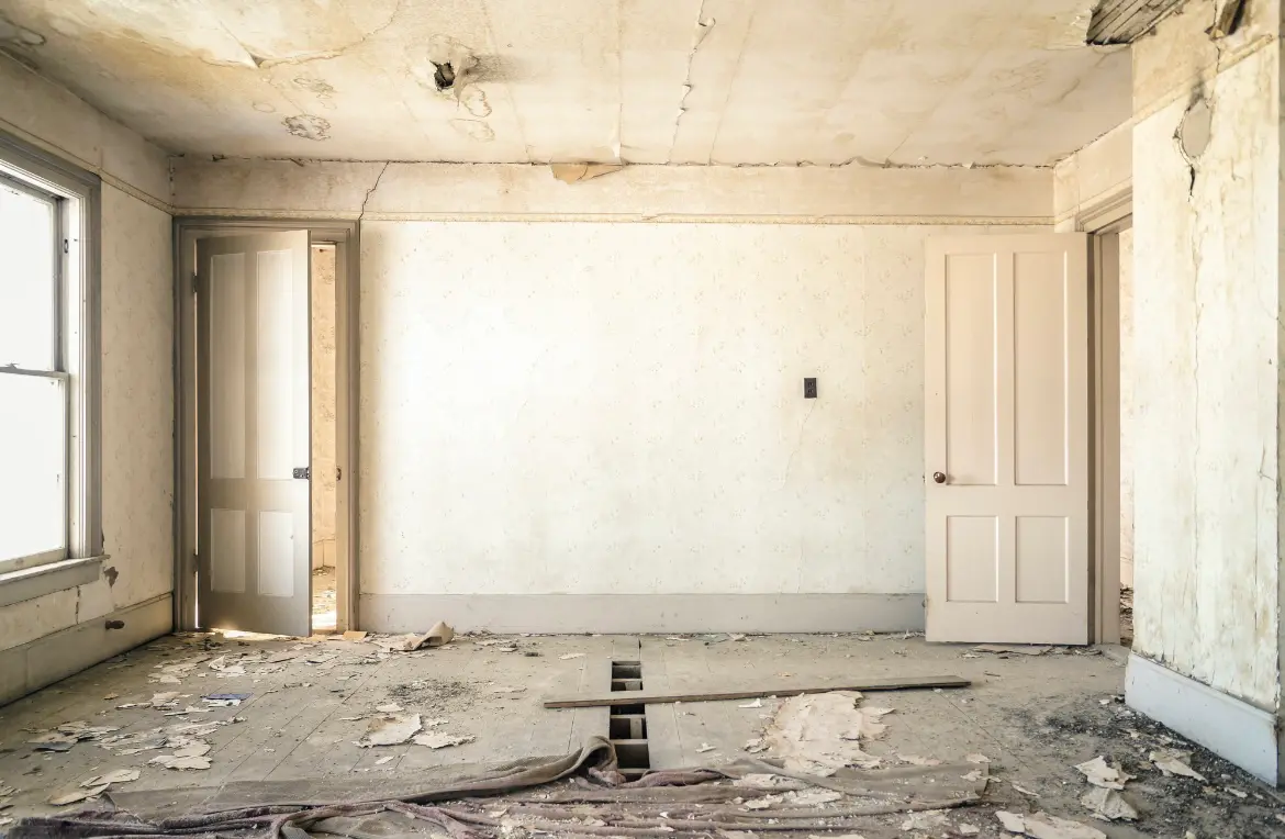 Waste disposal crew managing a cleanout project in Staples